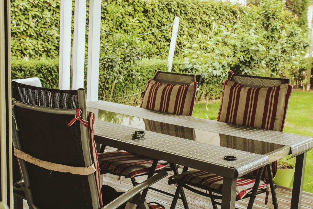 Ivy Lalzi Bay Beach House Драч Екстериор снимка